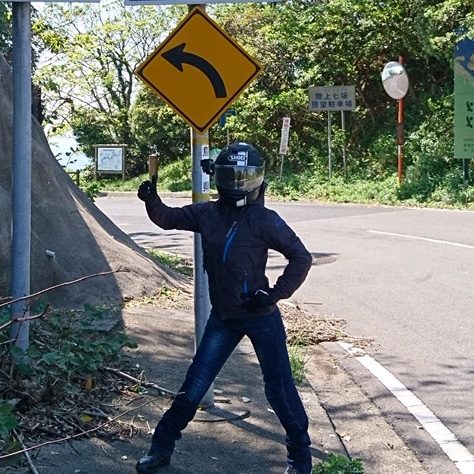 バイク女子のおすすめヘアスタイル３選 ダメージ対策はこれだけ じんせいいわだらけ